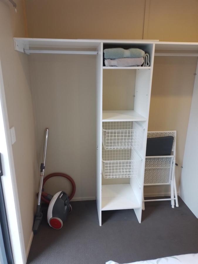 Best Budget Bed And Ensuite - Private Access Close To Beach Уаихи Екстериор снимка