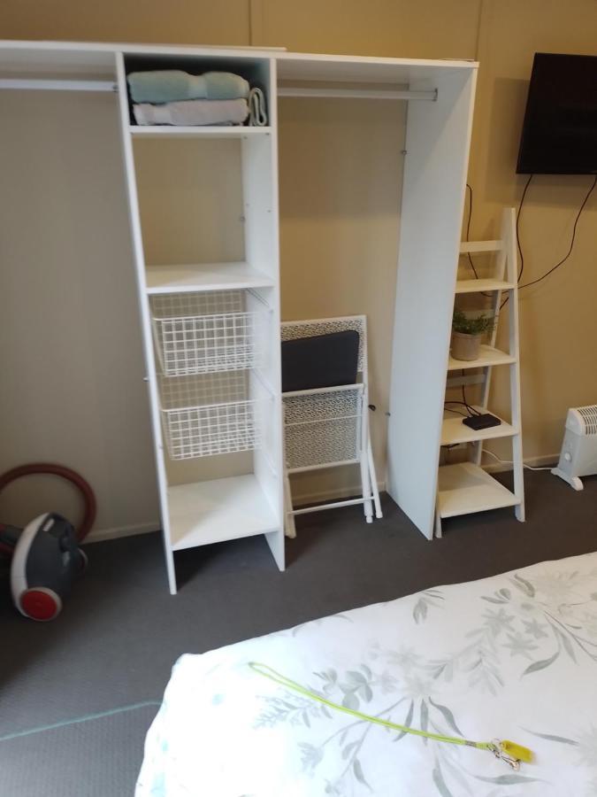 Best Budget Bed And Ensuite - Private Access Close To Beach Уаихи Екстериор снимка